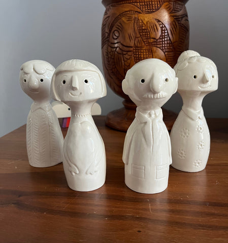 Figurine - Family